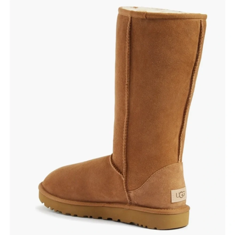 UGG Classic Tall Shearling Boots Chestnut Leather Suede Tall‎ Girls Boots Size 4